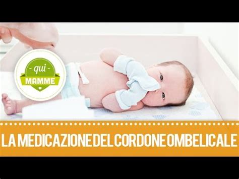 schema della medicazione del moncone ombelicale con garza sterile