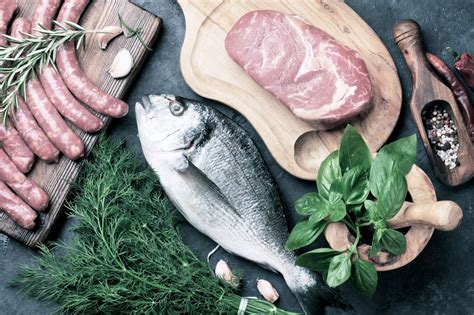 Esempio di porzioni di carne e pesce per neonati