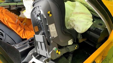 Crash test ADAC seggiolino auto