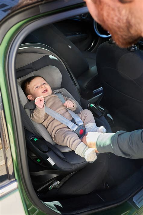 Inglesina Darwin Infant Recline in posizione reclinata