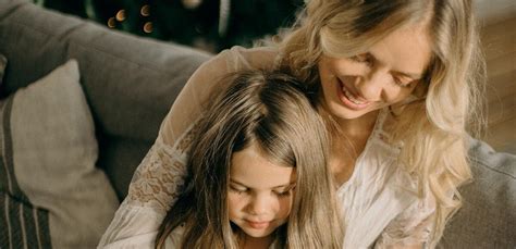 Figlia che diventa madre