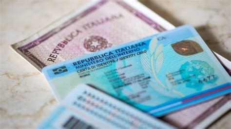 Documenti di identità e prova di residenza per verifica PayPal