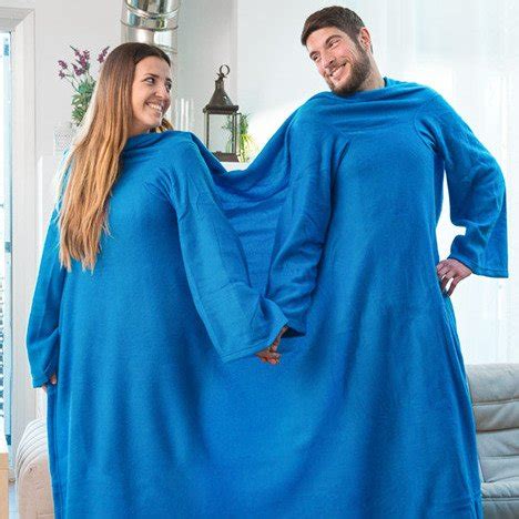 Una carrellata di idee regalo: coperta per neonato, coperta con foto di coppia, coperta per animale domestico