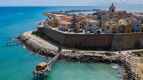 panorama urbano di Termoli dal mare