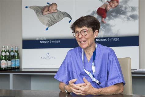 ostetrica in azione