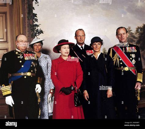 La Regina Elisabetta durante una visita ufficiale in Canada