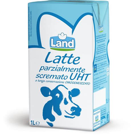 confezione di latte in polvere conservata correttamente in dispensa