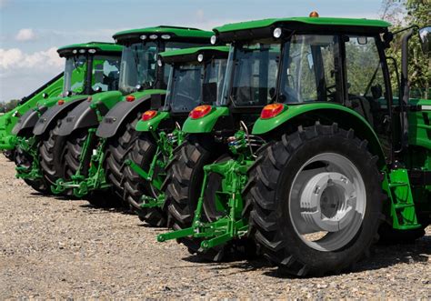 Varietà di trattori agricoli RC Jamara