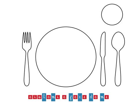 tavola apparecchiata con tovaglietta antiscivolo, piatto diviso e bicchiere con manici