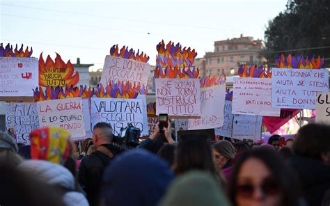 Le sorelle Halliwell in azione contro le forze del male