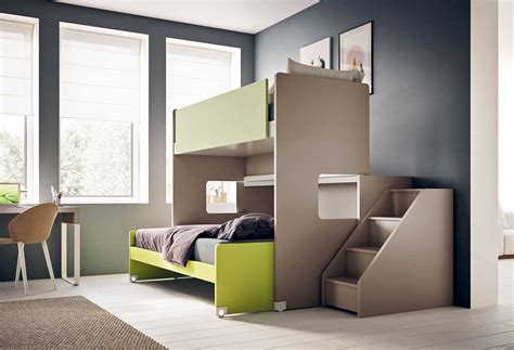 Cameretta con letto a castello multifunzionale
