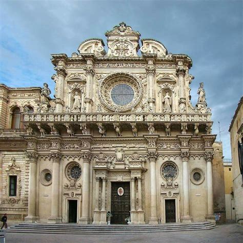 Centro storico di Lecce con architettura barocca