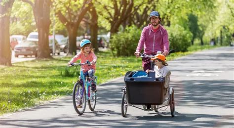 Consigli di sicurezza per il trasporto di bambini in bici