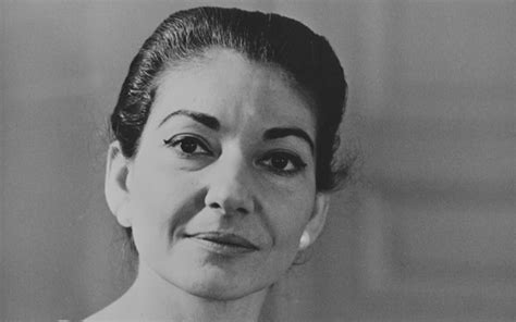 Ritratto fotografico di Maria Callas nel pieno della sua carriera operistica