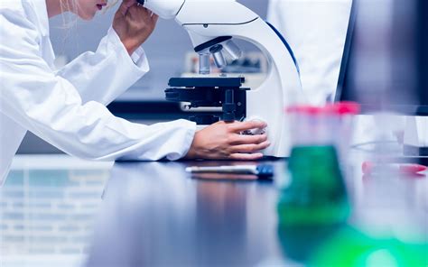 Laboratorio di analisi genetiche