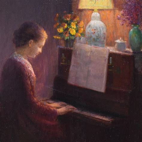 Ritratto di Mango in giovane età mentre suona il pianoforte