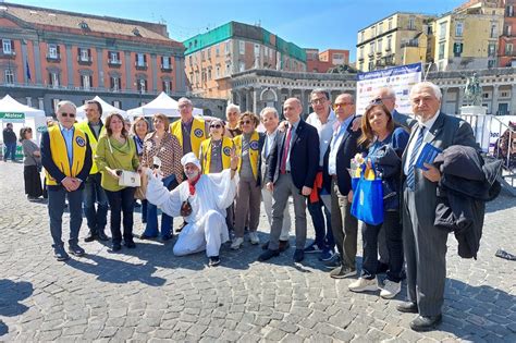 Assunta Pacifico durante un evento di beneficenza