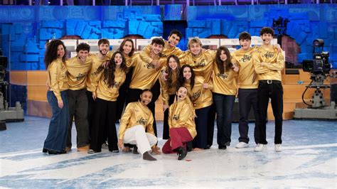 Dustin Taylor si esibisce al Serale di Amici 23