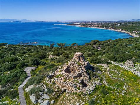paesaggio costiero della Sardegna vicino a Quartu Sant’Elena