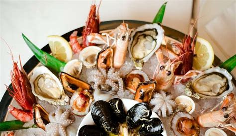 Piatto di frutti di mare freschi del Salento