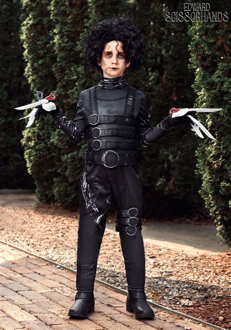 Child dressed as Edward Scissorhands