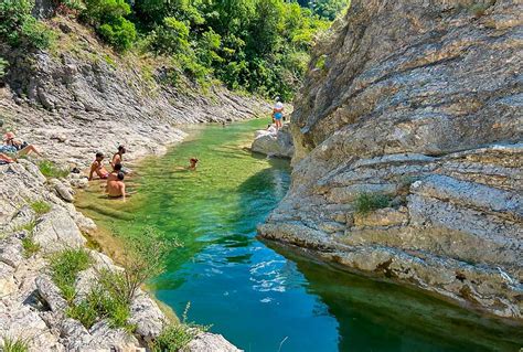 Confluenza del Torrente Fondillo nel Fiume Sangro