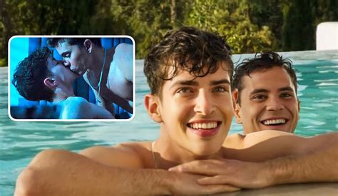 Montaggio di diverse scene erotiche esplicite
