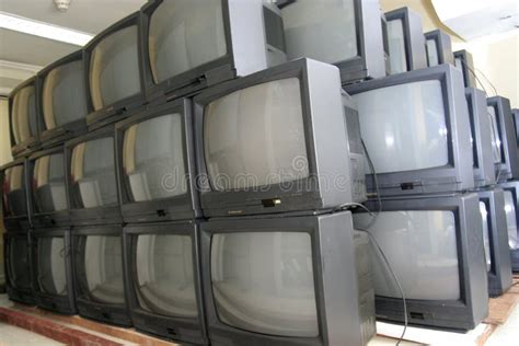 Progressione tecnologica dei display: dal tubo catodico al TV arrotolabile