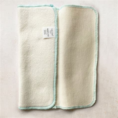 confronto tra modelli di pannolini: pocket, fitted e prefold