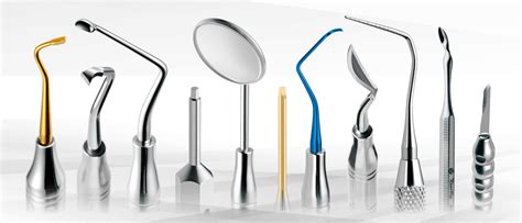 strumenti odontoiatrici professionali utilizzati per l'applicazione di vernici al fluoro