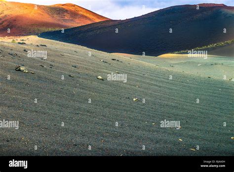 Panorama vulcanico e dune di sabbia a Lanzarote