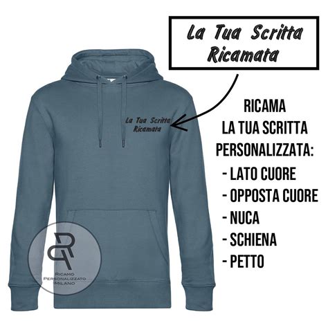 Dettaglio delle cuciture e del logo su una felpa Adidas