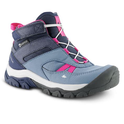 Scarpa trekking bambina Decathlon con dettagli su flessibilità