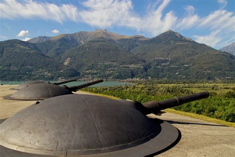 Veduta del Forte di Fuentes o Forte Montecchio Nord
