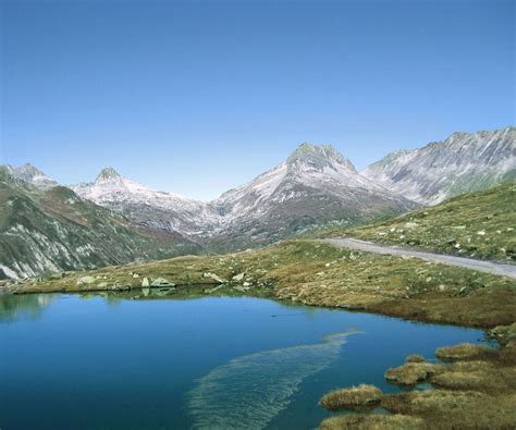 Massiccio del San Gottardo, punto di origine di fiumi
