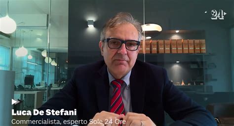 Luca De Stefani in una conferenza