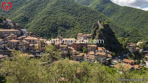 veduta panoramica di Cortona con i suoi scorci caratteristici