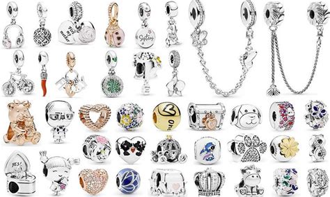 Catalogo di charm Pandora con diverse forme e simboli