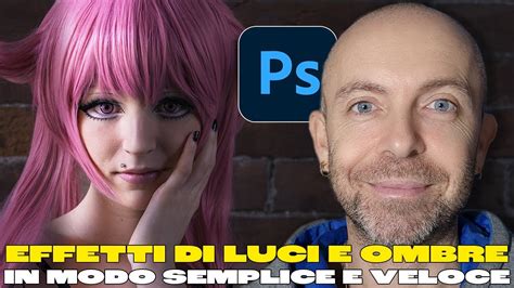 rappresentazione stilizzata del volto iconico del Joker tra luci e ombre