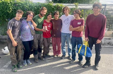 Giovani volontari dell'Operazione Mato Grosso