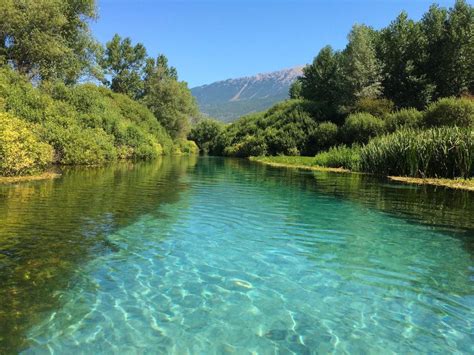 Acque cristalline del Fiume Tirino