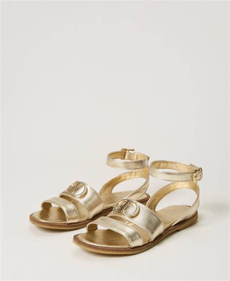 sandali eleganti per bambina in pelle con dettagli floreali