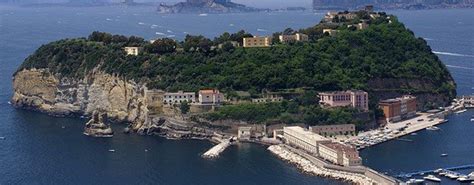 veduta aerea dell'Istituto Penale Minorile di Nisida