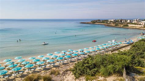 Spiaggia di Porto Cesareo con fondale basso