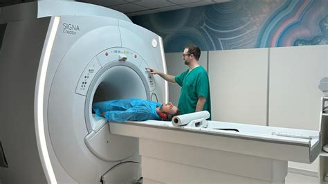 Risonanza magnetica del bacino: dettagli anatomici