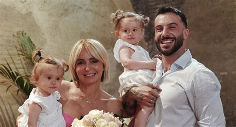 Veronica Peparini e Andreas Müller con le gemelline