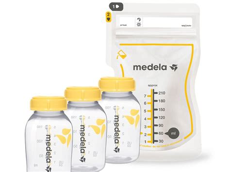 set di prodotti per l'allattamento Medela: sacche e bottiglie di conservazione