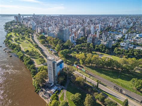 veduta panoramica della città di Rosario in Argentina