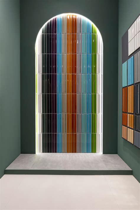 Varianti di colori e fantasie dei rivestimenti Maclaren su diversi passeggini