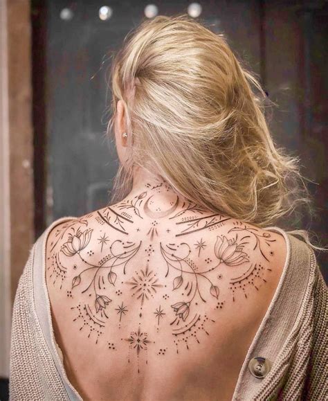 Tatuaggio sulla schiena e epidurale
